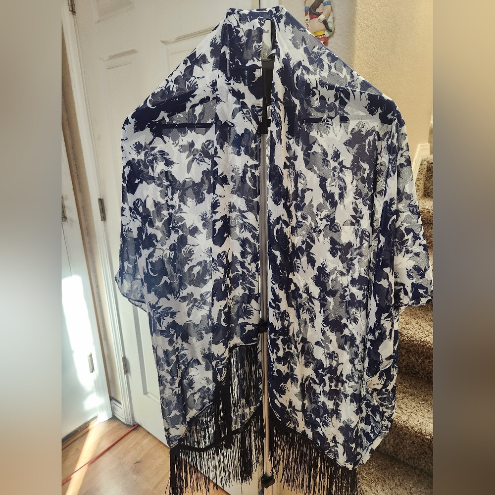 Floral Fringe Floral Shawl- Blue and White - Picture 2 of 4